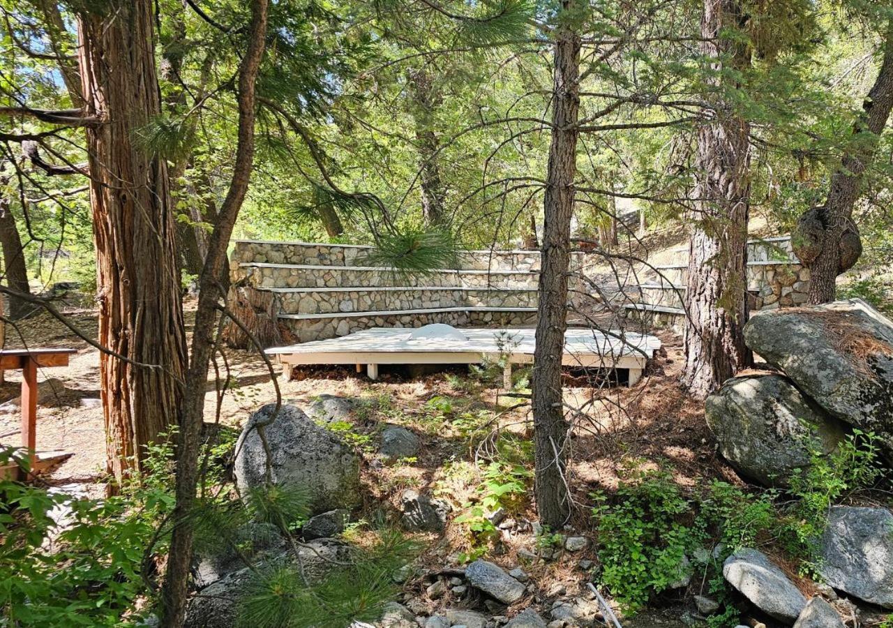 Alhatti Christian Resort Idyllwild Exterior photo